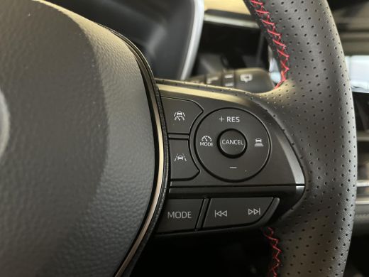 Toyota Corolla Hybrid 180 GR Sport Plus Pack | Uit voorraad leverbaar | ActivLease financial lease