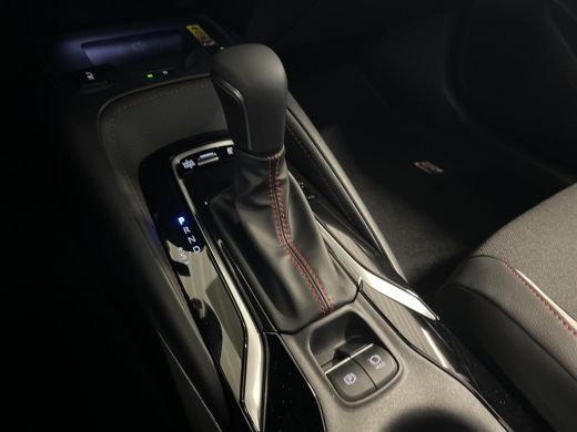 Toyota Corolla Hybrid 180 GR Sport Plus Pack | Uit voorraad leverbaar | ActivLease financial lease