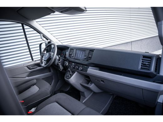 Volkswagen Crafter 2.0 TDI L3H3 Automaat TREKHAAK - IMPERIAAL - NAVI ActivLease financial lease