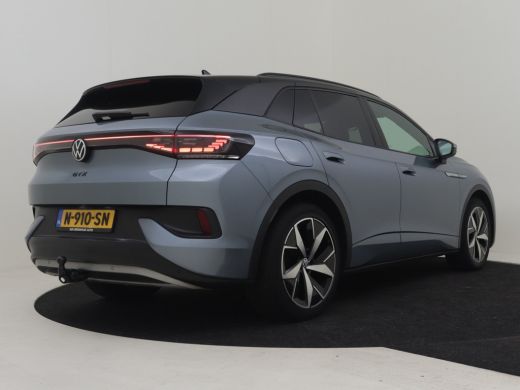 Volkswagen ID.4 GTX 4Motion 77 kWh 300pk | Trekhaak | Head up display | Warmte pomp | Dodehoekdetectie | 360 came... ActivLease financial lease