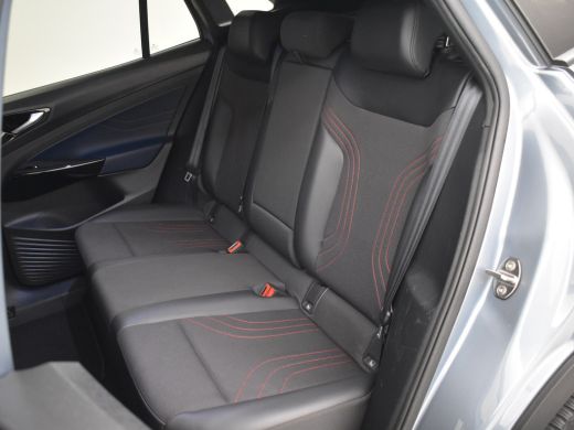 Volkswagen ID.4 GTX 4Motion 77 kWh 300pk | Trekhaak | Head up display | Warmte pomp | Dodehoekdetectie | 360 came... ActivLease financial lease