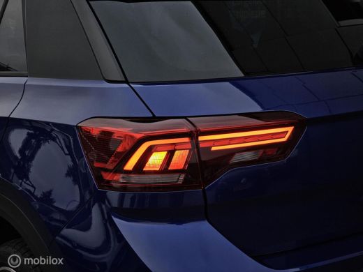 Volkswagen T-Roc 1.5 TSI 3x R-Line Panorama/Black style/Camera ActivLease financial lease