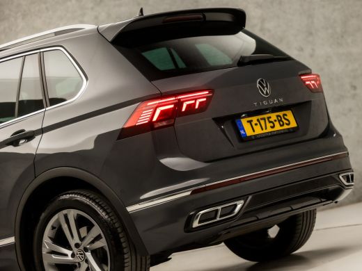 Volkswagen Tiguan 1.5 TSI R-Line 150Pk Automaat (2X R-LINE, PANORAMADAK, ALCANTARA, APPLE CARPLAY, STUUR/STOELVERWA... ActivLease financial lease
