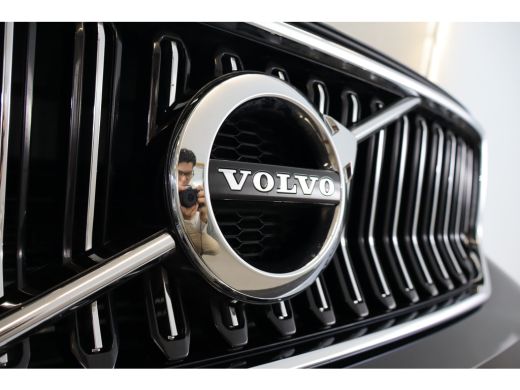 Volvo  XC40 T5 262PK Plug-In Hybrid Inscription 19" all season | Park Assist Pack | Climate Pack | Privacy glas ActivLease financial lease