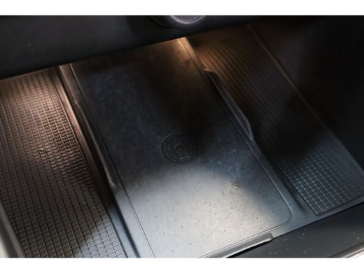 Volvo  XC40 T5 262PK Plug-In Hybrid Inscription 19" all season | Park Assist Pack | Climate Pack | Privacy glas ActivLease financial lease