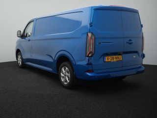Ford E-Transit Custom 320 L2H1 Limited 65 kWh | Trekhaak | Adaptive Cruise | BLIS | Verwarmde Voorruit | Navigatie | Ca...