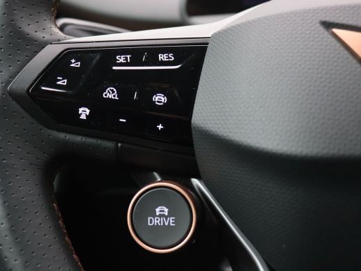 CUPRA Tavascan Business 82 kWh 286PK Aut. Warmtepomp, Matrix-LED, Keyless, Achteruitrijcamera, Alarm, Virtual Pe... ActivLease financial lease