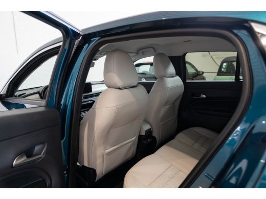 Fiat 600 1.2 145PK Hybrid La Prima | 8 Jaar garantie | Camera | Navigatie | Climate Controle | Lederen bek... ActivLease financial lease