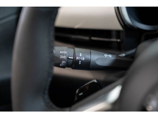 Fiat 600 1.2 145PK Hybrid La Prima | 8 Jaar garantie | Camera | Navigatie | Climate Controle | Lederen bek... ActivLease financial lease