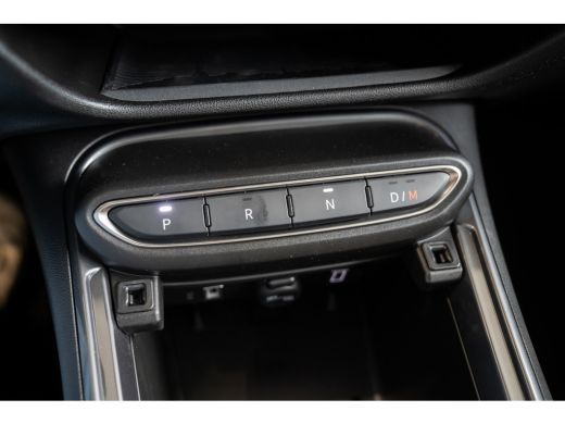 Fiat 600 1.2 145PK Hybrid La Prima | 8 Jaar garantie | Camera | Navigatie | Climate Controle | Lederen bek... ActivLease financial lease