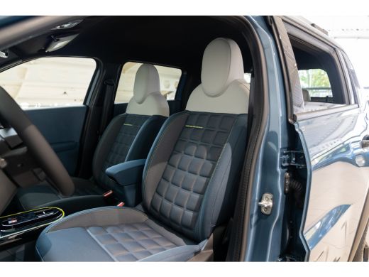 Fiat Grande Panda 1.2 Hybrid La Prima | 8 Jaar Garantie! | Navigatie | Camera | Apple Carplay & Android Auto | Clim... ActivLease financial lease