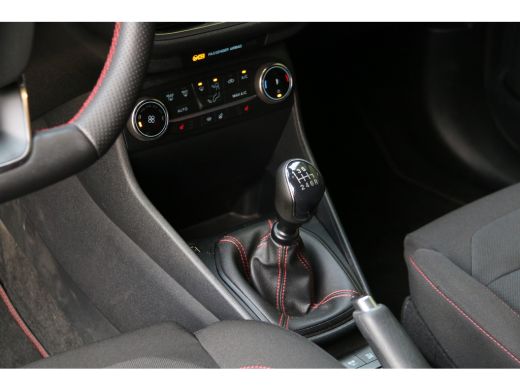 Ford Fiesta 1.0 EcoBoost Hybrid ST-Line | Stuur- en stoelverwarming | Parkeersensoren | 17" Velgen ActivLease financial lease