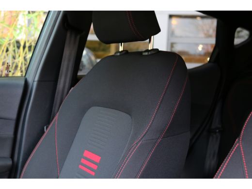 Ford Fiesta 1.0 EcoBoost Hybrid ST-Line | Stuur- en stoelverwarming | Parkeersensoren | 17" Velgen ActivLease financial lease