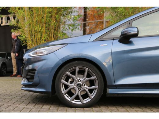 Ford Fiesta 1.0 EcoBoost Hybrid ST-Line | Stuur- en stoelverwarming | Parkeersensoren | 17" Velgen ActivLease financial lease