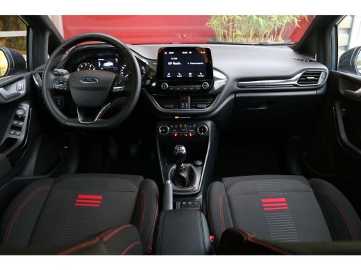 Ford Fiesta 1.0 EcoBoost Hybrid ST-Line | Stuur- en stoelverwarming | Parkeersensoren | 17" Velgen ActivLease financial lease