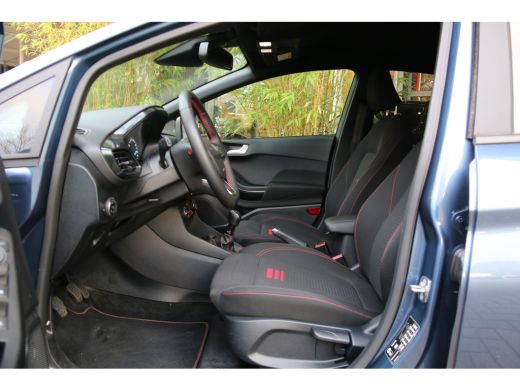 Ford Fiesta 1.0 EcoBoost Hybrid ST-Line | Stuur- en stoelverwarming | Parkeersensoren | 17" Velgen ActivLease financial lease