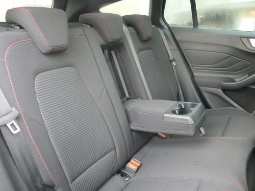 Ford Focus 1.0 EcoBoost Hybrid 155pk ST Line X | Panoramadak | Trekhaak | Winterpack | Adaptive Cruise | Cam... ActivLease financial lease