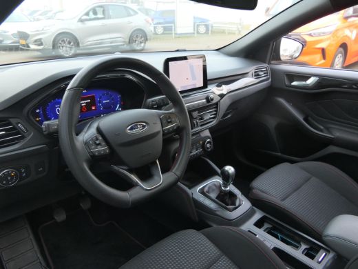 Ford Focus 1.0 EcoBoost Hybrid 155pk ST Line X | Panoramadak | Trekhaak | Winterpack | Adaptive Cruise | Cam... ActivLease financial lease