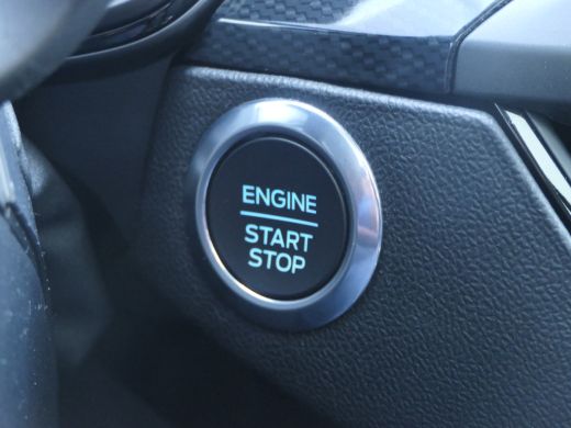 Ford Focus 1.0 EcoBoost Hybrid 155pk ST Line X | Panoramadak | Trekhaak | Winterpack | Adaptive Cruise | Cam... ActivLease financial lease