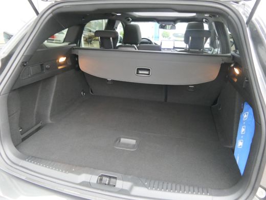 Ford Focus 1.0 EcoBoost Hybrid ST Line | Panoramadak | Trekhaak | B&O | Winterpack | Dodehoek Detectie | Pri... ActivLease financial lease