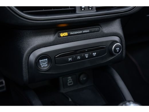 Ford Focus 1.0 EcoBoost Hybrid ST Line X | Driver-assistance-pack | Pano-dak | Winter-pack | | Achteruitrijc... ActivLease financial lease