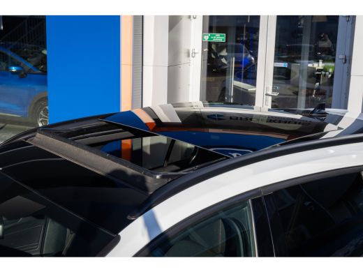 Ford Focus 1.0 EcoBoost Hybrid ST Line X | Driver-assistance-pack | Pano-dak | Winter-pack | | Achteruitrijc... ActivLease financial lease