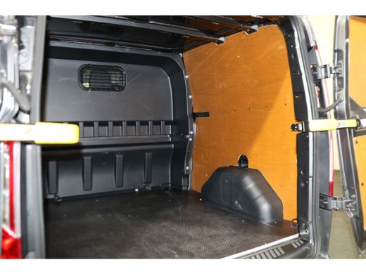 Ford Transit Custom 2.0 TDci L2 H1 Limited DC Automaat Leer ActivLease financial lease