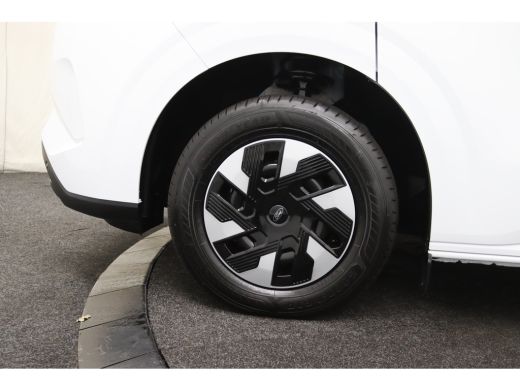 Ford Transit Custom 320 2.5 PHEV L2H1 Trend | Uit voorraad leverbaar ! | Trekhaak | Laadruimte Pakket | Bijrijders Ba... ActivLease financial lease