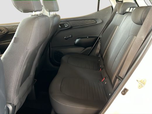 Hyundai i10 1.0 Comfort Smart | LED | Airco | Carplay | Camera | Navigatie | Bluetooth | Cruisecontrol | 1e E... ActivLease financial lease