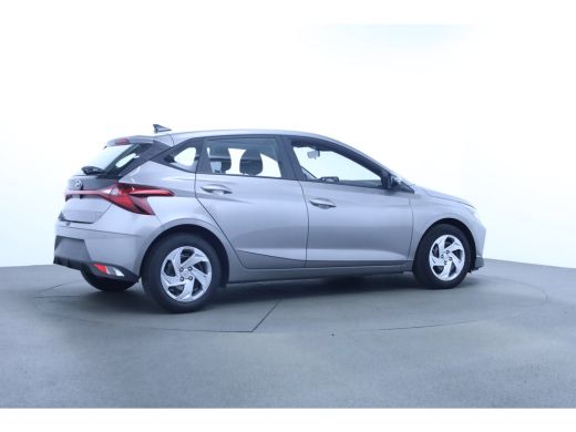 Hyundai i20 1.0 MPI Comfort Camera | Stoel en Stuurverwarming | Carplay | DAB | Airco | Cruise 16" Lichtmetaa... ActivLease financial lease