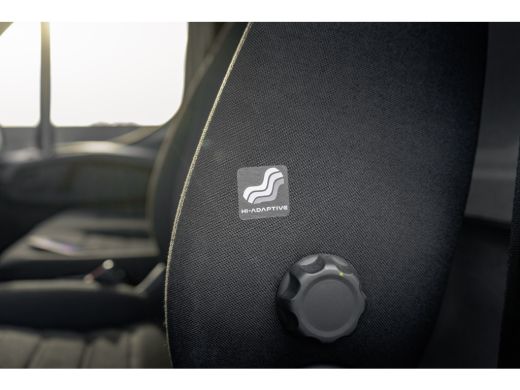 Iveco Daily 35S16V L2H2 | Automaat | Air-Pro Editie | Luchtvering | LED | Camera | Navi | PDC | 3.5T Trekgewi... ActivLease financial lease