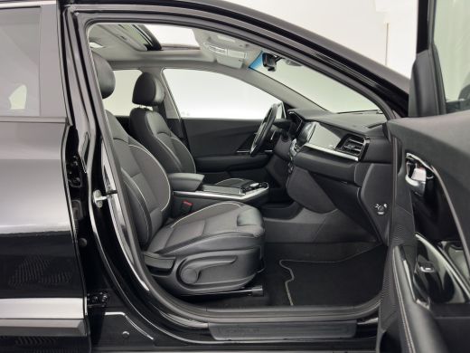 Kia e-Niro DynamicPlusLine 64 kWh [ 3-Fase ] {SOH-96%} (INCL-BTW) Aut.*PANO | LEATHER-FABRIC | FULL-LED | NA... ActivLease financial lease