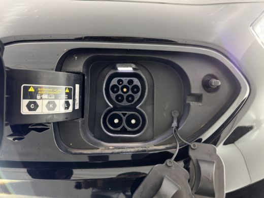 Kia e-Niro DynamicPlusLine 64 kWh [ 3-Fase ] {SOH-96%} (INCL-BTW) Aut.*PANO | LEATHER-FABRIC | FULL-LED | NA... ActivLease financial lease