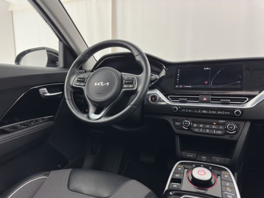 Kia e-Niro DynamicPlusLine 64 kWh [ 3-Fase ] {SOH-96%} (INCL-BTW) Aut.*PANO | LEATHER-FABRIC | FULL-LED | NA... ActivLease financial lease