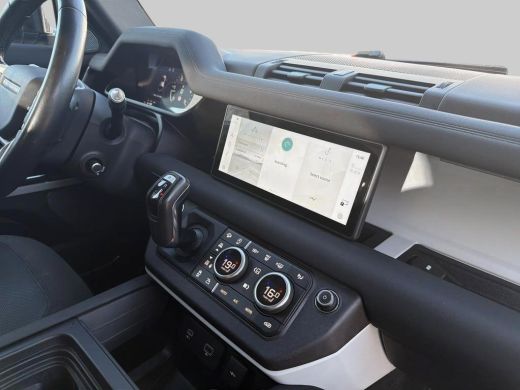 Land Rover Defender 2.0 D200 110 SE Geheel rijklaar incl. Garantie ActivLease financial lease