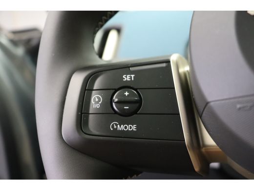 Mini Countryman C Automaat / Favoured Trim / Pakket L / 19" Kaleido Spoke 2-tone ActivLease financial lease