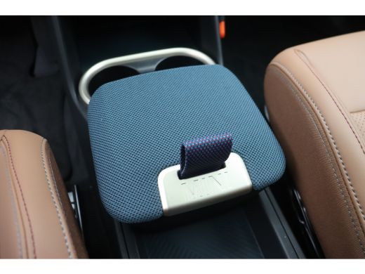 Mini Countryman C Automaat / Favoured Trim / Pakket L / 19" Kaleido Spoke 2-tone ActivLease financial lease