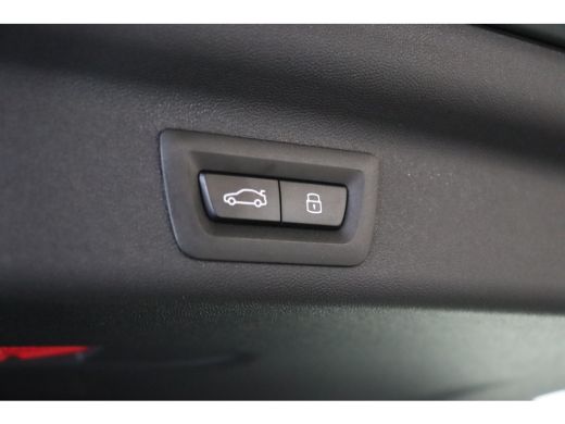 Mini Countryman C Automaat / Favoured Trim / Pakket L / 19" Kaleido Spoke 2-tone ActivLease financial lease