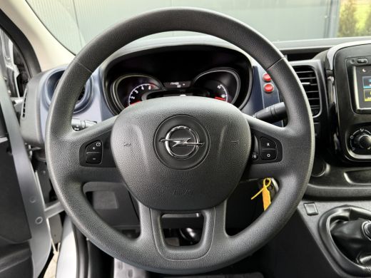 Opel Vivaro 1.6 CDTI 126 PK / L1H1 / 1e EIG. / ACHTERKLEP / AIRCO / CRUISE / NAVI / CAMERA / BLUETOOTH ActivLease financial lease