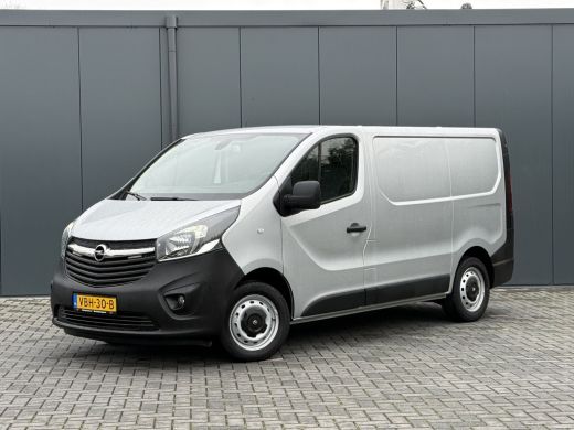 Opel Vivaro 1.6 CDTI 126 PK / L1H1 / 1e EIG. / ACHTERKLEP / AIRCO / CRUISE / NAVI / CAMERA / BLUETOOTH ActivLease financial lease