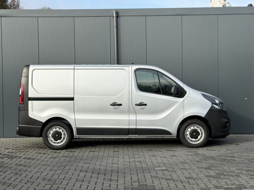 Opel Vivaro 1.6 CDTI 126 PK / L1H1 / 1e EIG. / TREKHAAK / ACHTERKLEP / AIRCO / CRUISE / NAVI / CAMERA / BLUET... ActivLease financial lease