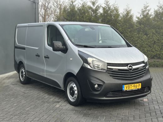 Opel Vivaro 1.6 CDTI 126 PK / L1H1 / 1e EIG. / TREKHAAK / ACHTERKLEP / AIRCO / CRUISE / NAVI / CAMERA / BLUET... ActivLease financial lease