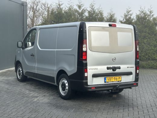 Opel Vivaro 1.6 CDTI 126 PK / L1H1 / 1e EIG. / TREKHAAK / ACHTERKLEP / AIRCO / CRUISE / NAVI / CAMERA / BLUET... ActivLease financial lease