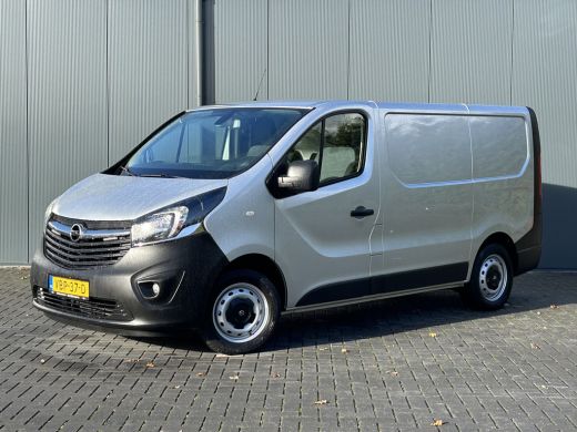 Opel Vivaro 1.6 CDTI 126 PK / L1H1 / 1e EIG. / TREKHAAK / ACHTERKLEP / AIRCO / CRUISE / NAVI / CAMERA / BLUET... ActivLease financial lease