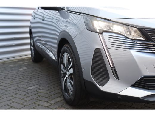 Peugeot 5008 1.2 HYBRID 136PK ALLURE PACK AUTOMAAT / NAVI / CLIMA / PDC / 18" LMV / CAMERA / KEYLESS / FULL-LE... ActivLease financial lease