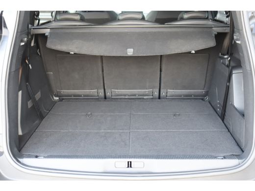 Peugeot 5008 1.2 HYBRID 136PK ALLURE PACK AUTOMAAT / NAVI / CLIMA / PDC / 18" LMV / CAMERA / KEYLESS / FULL-LE... ActivLease financial lease