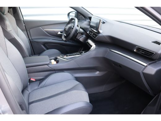 Peugeot 5008 1.2 HYBRID 136PK ALLURE PACK AUTOMAAT / NAVI / CLIMA / PDC / 18" LMV / CAMERA / KEYLESS / FULL-LE... ActivLease financial lease