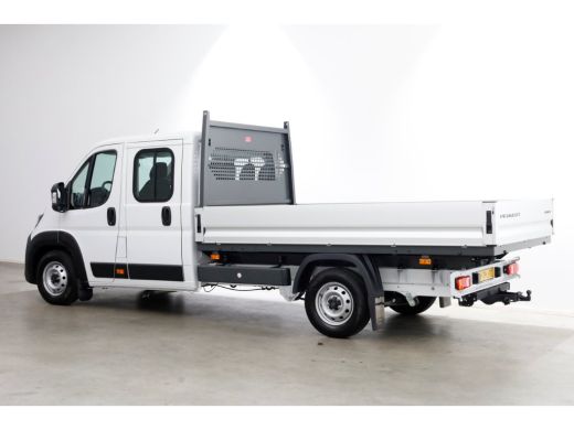 Peugeot Boxer 2.2 BlueHDi 140pk D.C. Open Laadbak Trekhaak 3000kg BPM-Vrij 11-2024 ActivLease financial lease