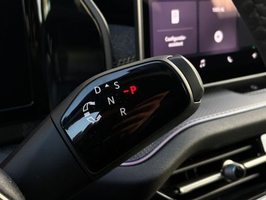 Skoda Kodiaq 1.5 TSI 150 pk 7-DSG. 7 Pers. | Wegklapbare trekhaak | Achteruitrijcamera | Navigatie | ActivLease financial lease