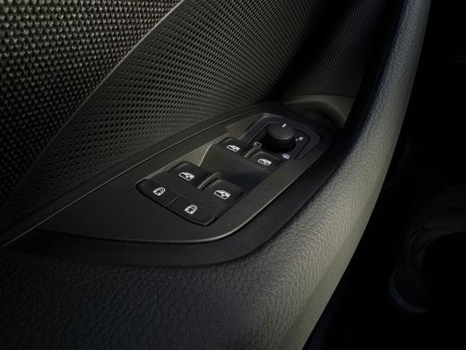 Skoda Kodiaq 1.5 TSI 150 pk 7-DSG. 7 Pers. | Wegklapbare trekhaak | Achteruitrijcamera | Navigatie | ActivLease financial lease